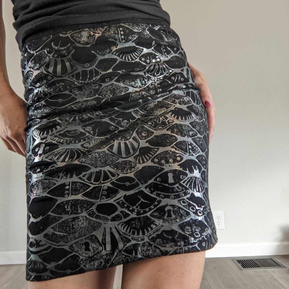 Rainbow Metalic Mermaid Mini Skirt. Size M
